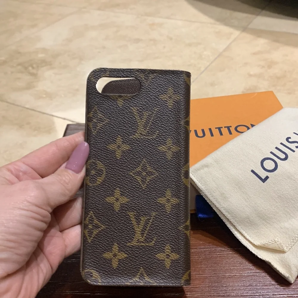 iPhone case - Picture 3 of 7